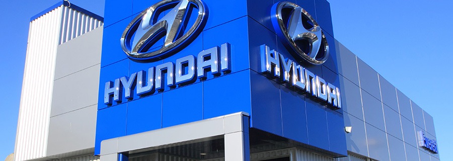 Hyundai of Everett sells to Brett & Tod Johnson with Performance Brokerage